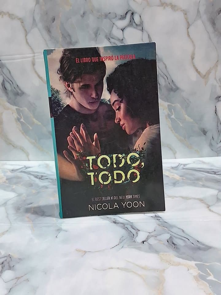 Todo, todo — Nicola Yoon, libro usado