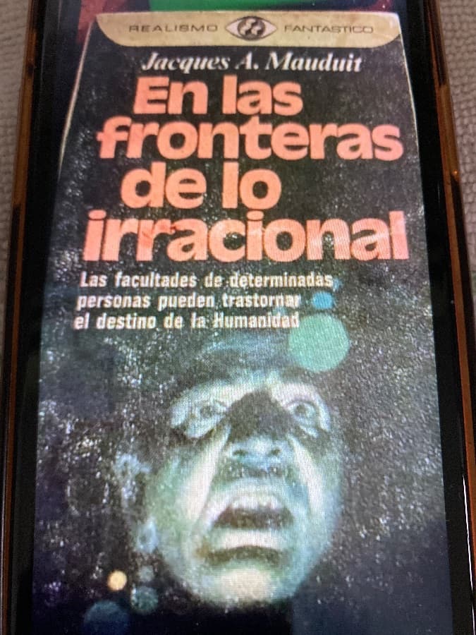 En las fronteras de lo irracional — Jacques A. Mauduit, libro usado