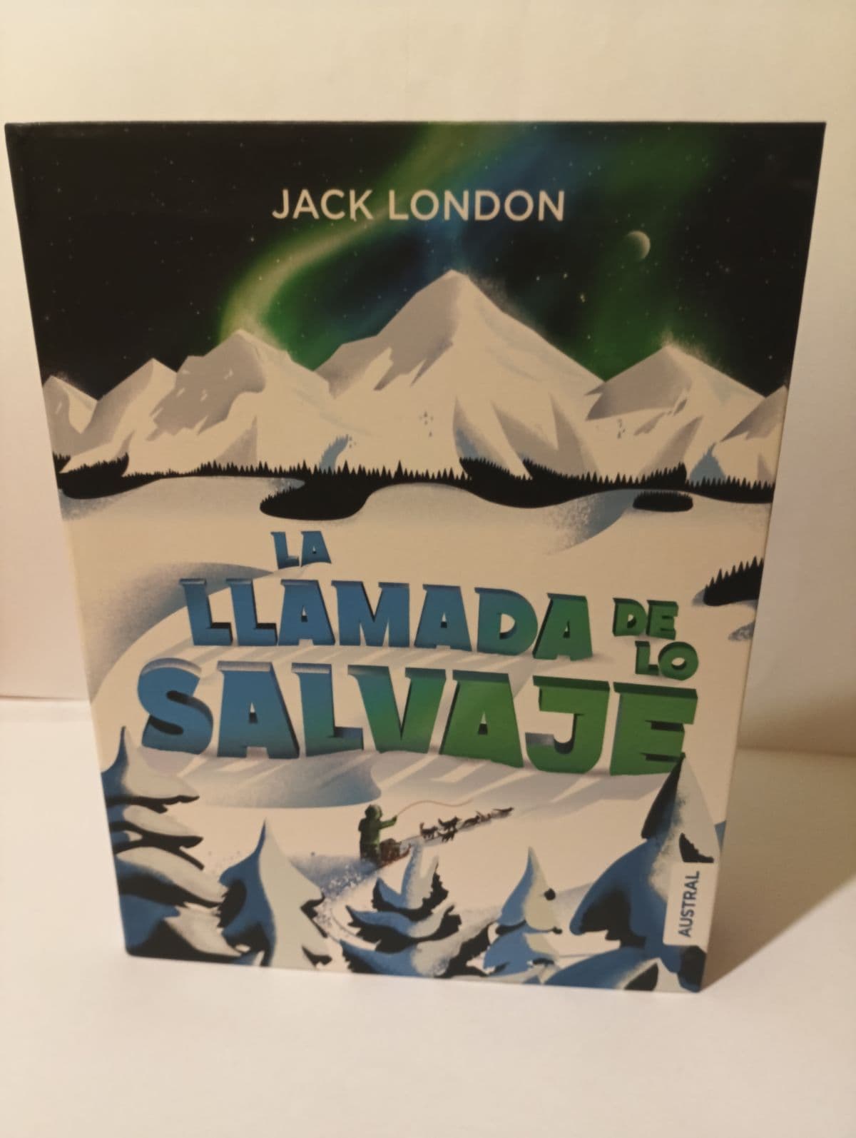 La llamada de lo salvaje — Jack London, libro usado