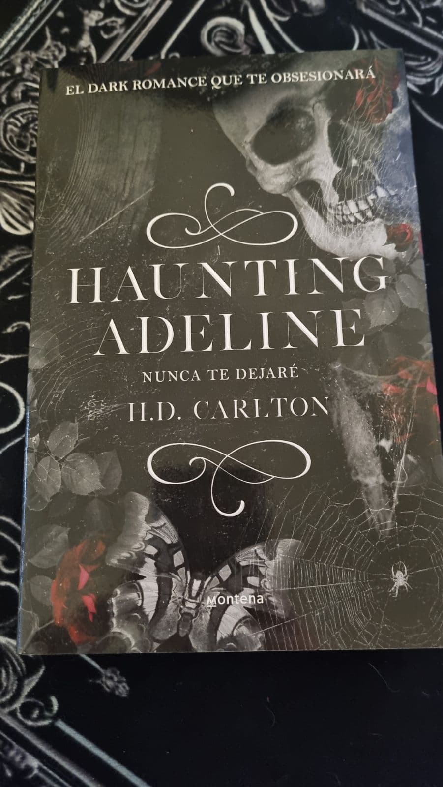 Haunting Adeline: Nunca te dejaré — H. D. Carlton, libro usado