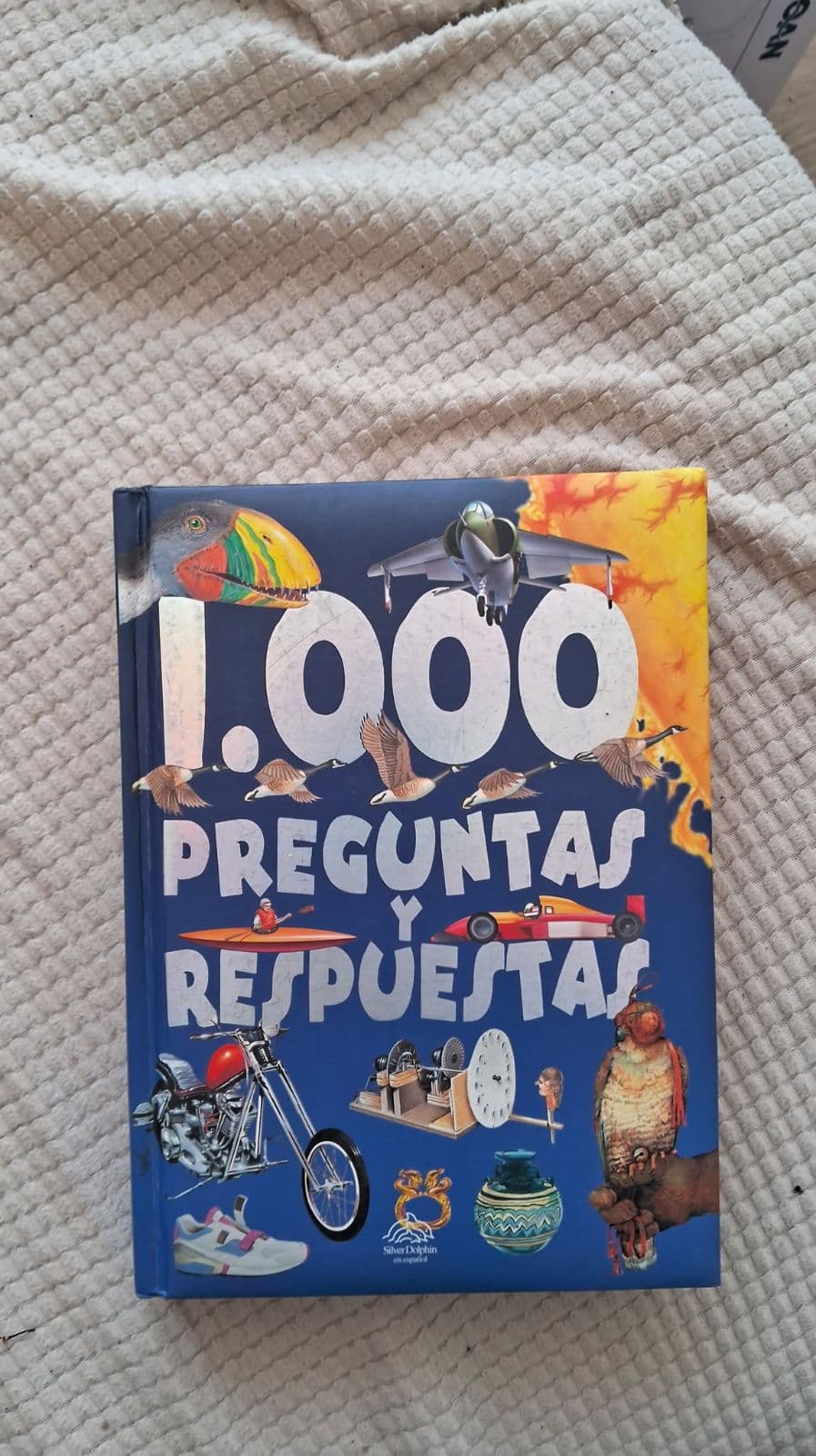1.000 Preguntas y Respuestas — Robin Kerrod, libro usado