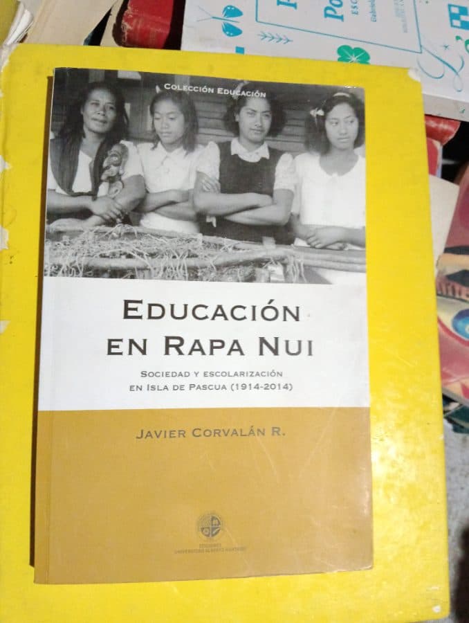 Educación en Rapa Nui: Sociedad y escolarización en Isla de Pascua (1914-2014)