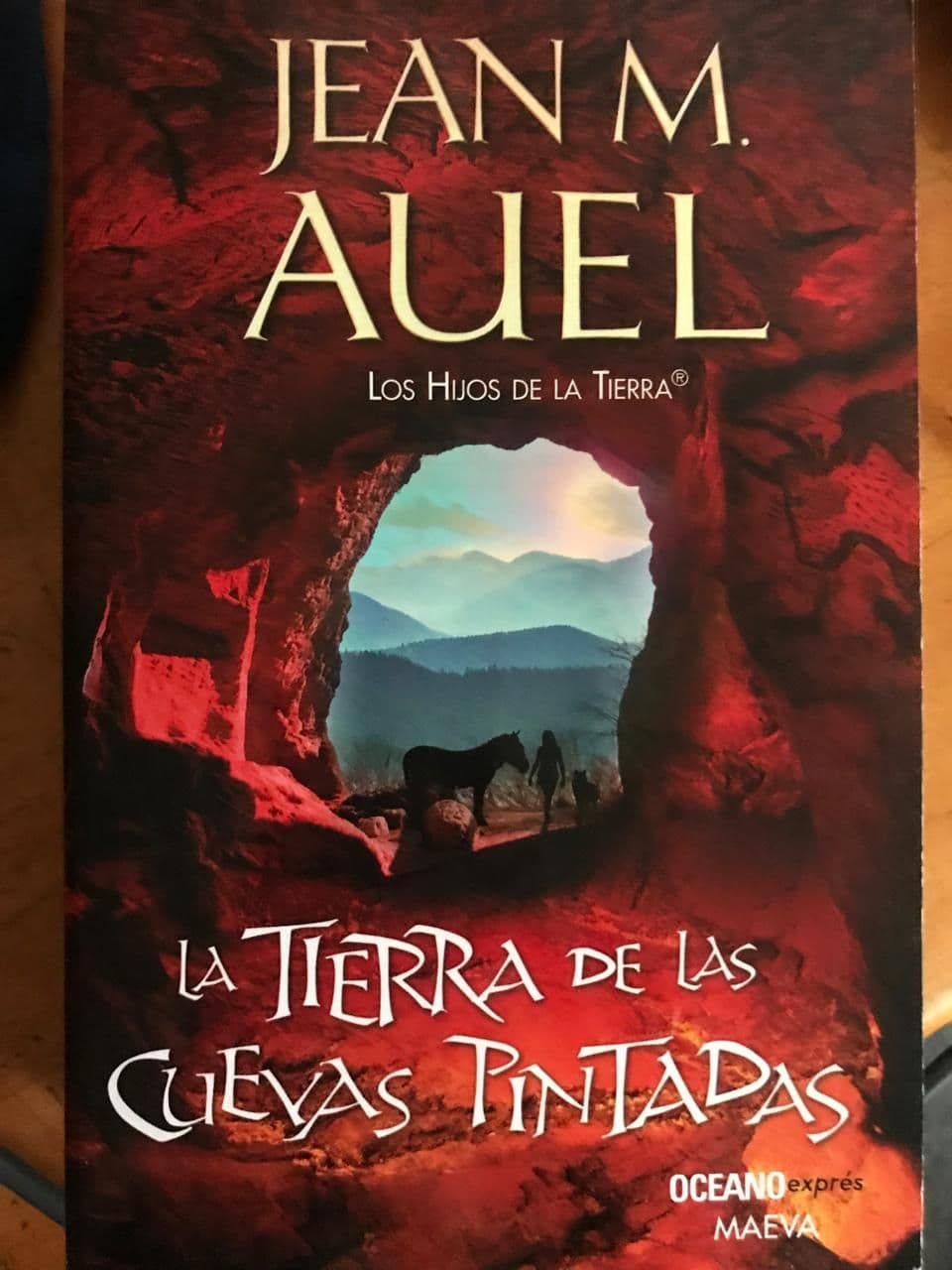 Tierra de las cuevas pintadas, La