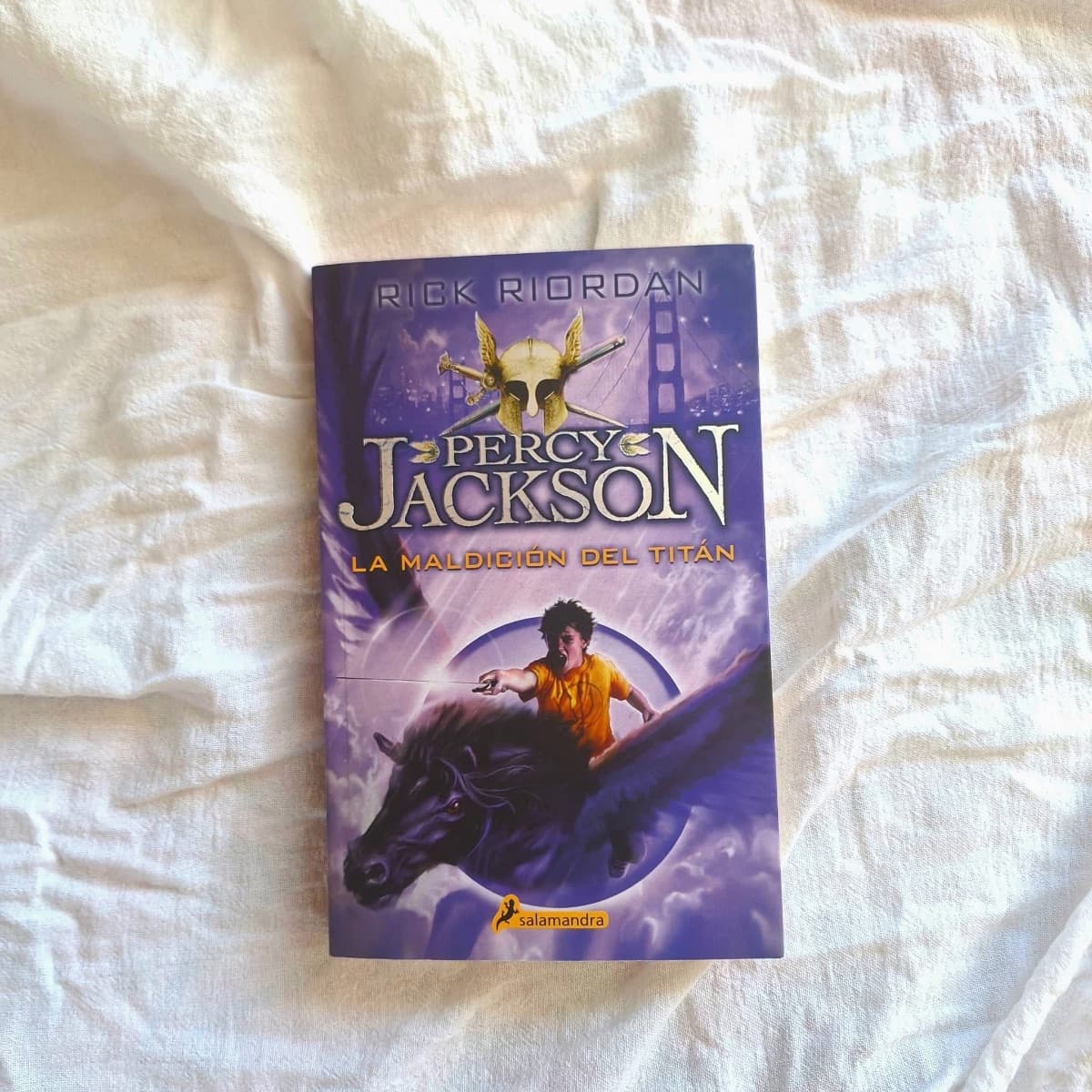 La maldicion del titan — Rick Riordan, libro usado