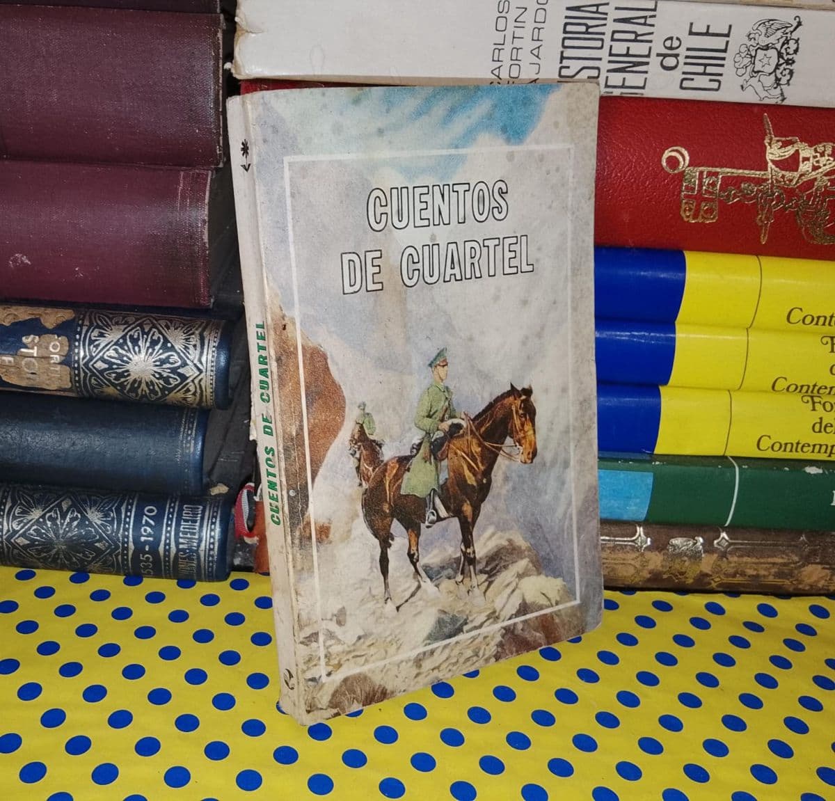 Cuentos De Cuartel — Varios Autores, libro usado