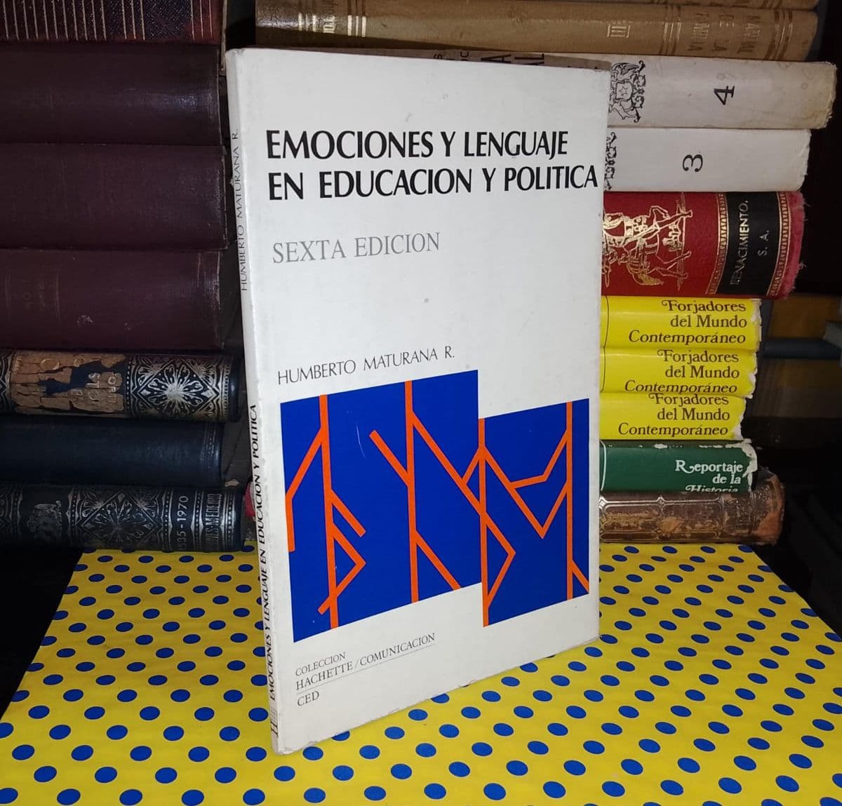 Emociones Y Lenguaje En Educación y Política — Humberto Maturana R., libro usado