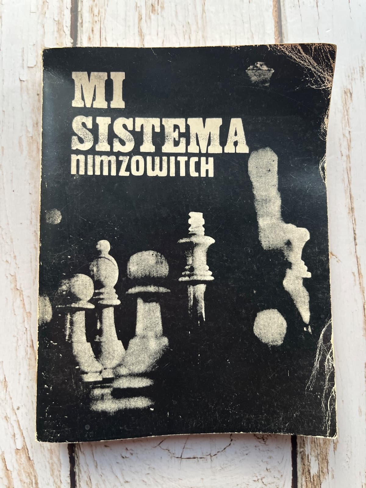 Mi sistema en ajedrez — Aaron Nimzowitch , libro usado