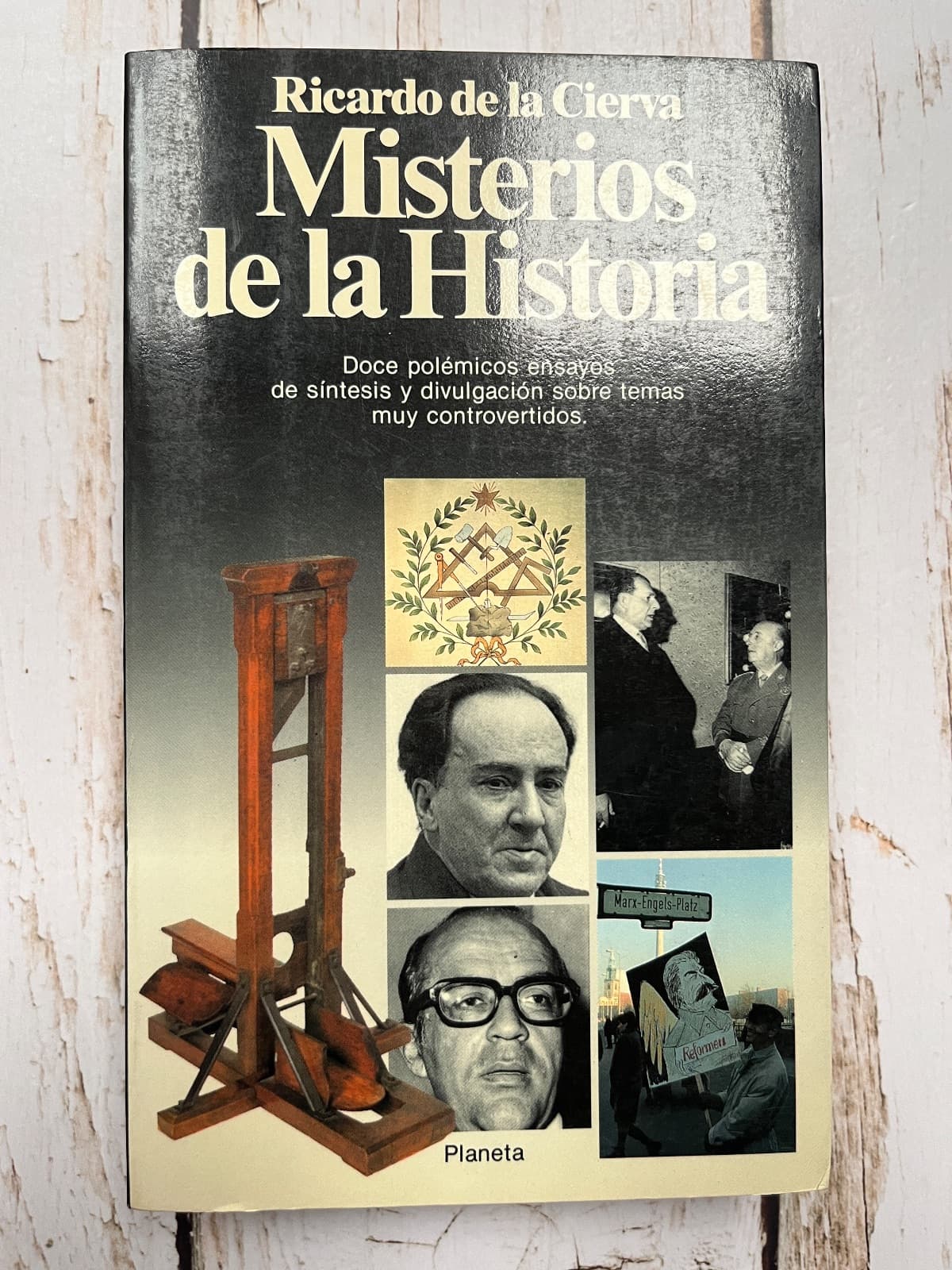 Misterios de la historia — Ricardo de la Cierva, libro usado