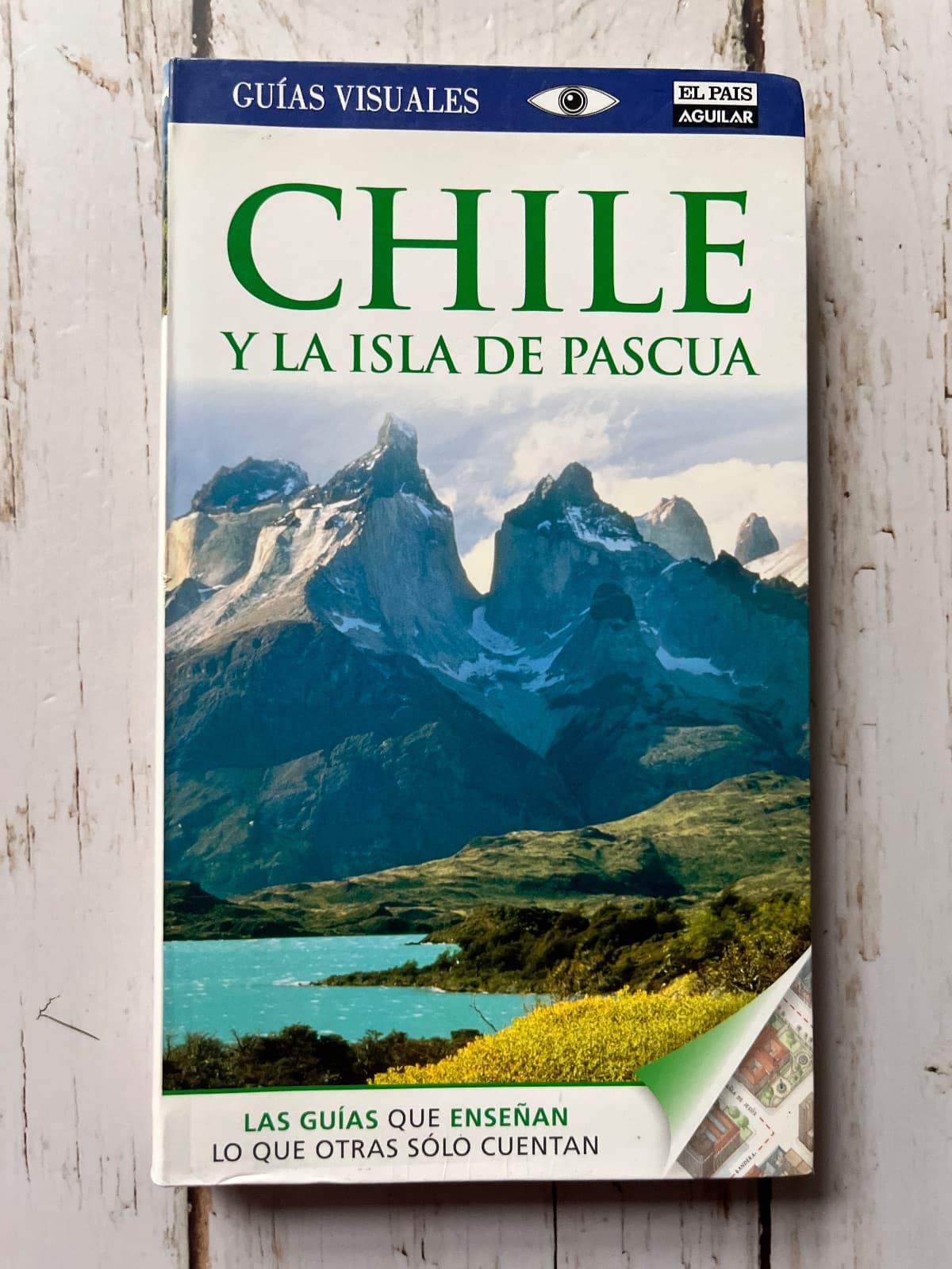 Guías visuales: Chile y la Isla de Pascua — Carmen García Barragán, libro usado