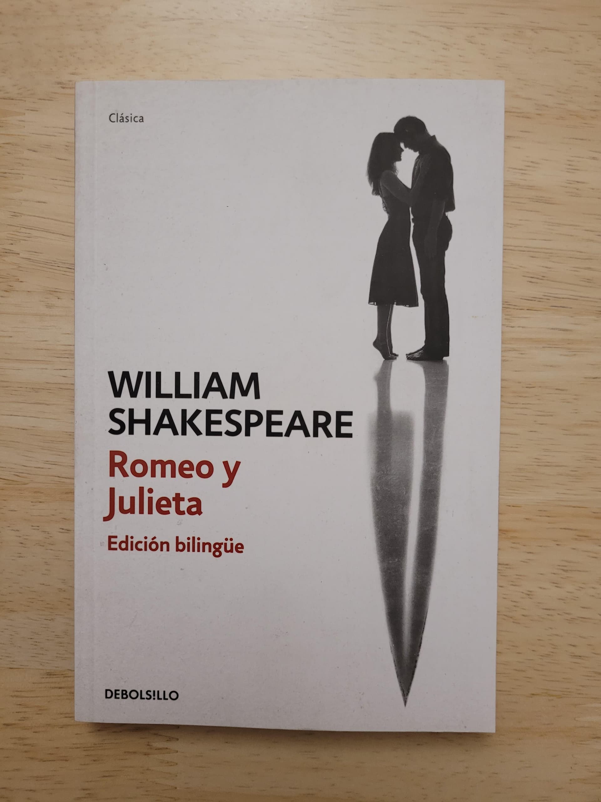 Romeo y Julieta - Edición bilingüe — William Shakespeare, libro usado